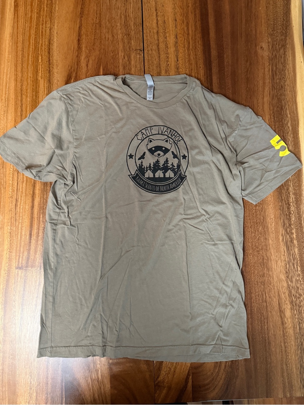 Wes Anderson “Moonrise Kingdom” Camp Ivanhoe with Raccoon - Men's T-Shirt - XL